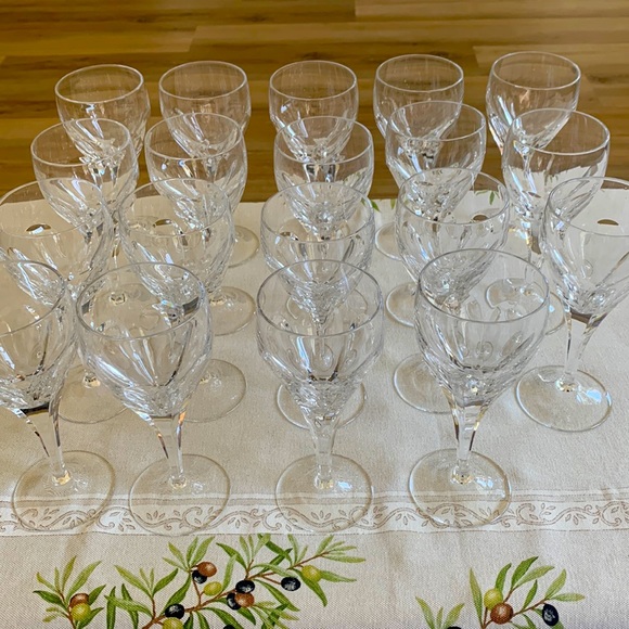 Villeroy & Boch Crystal Wine Glasses - Picture 1 of 7